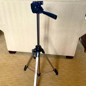 Tripod